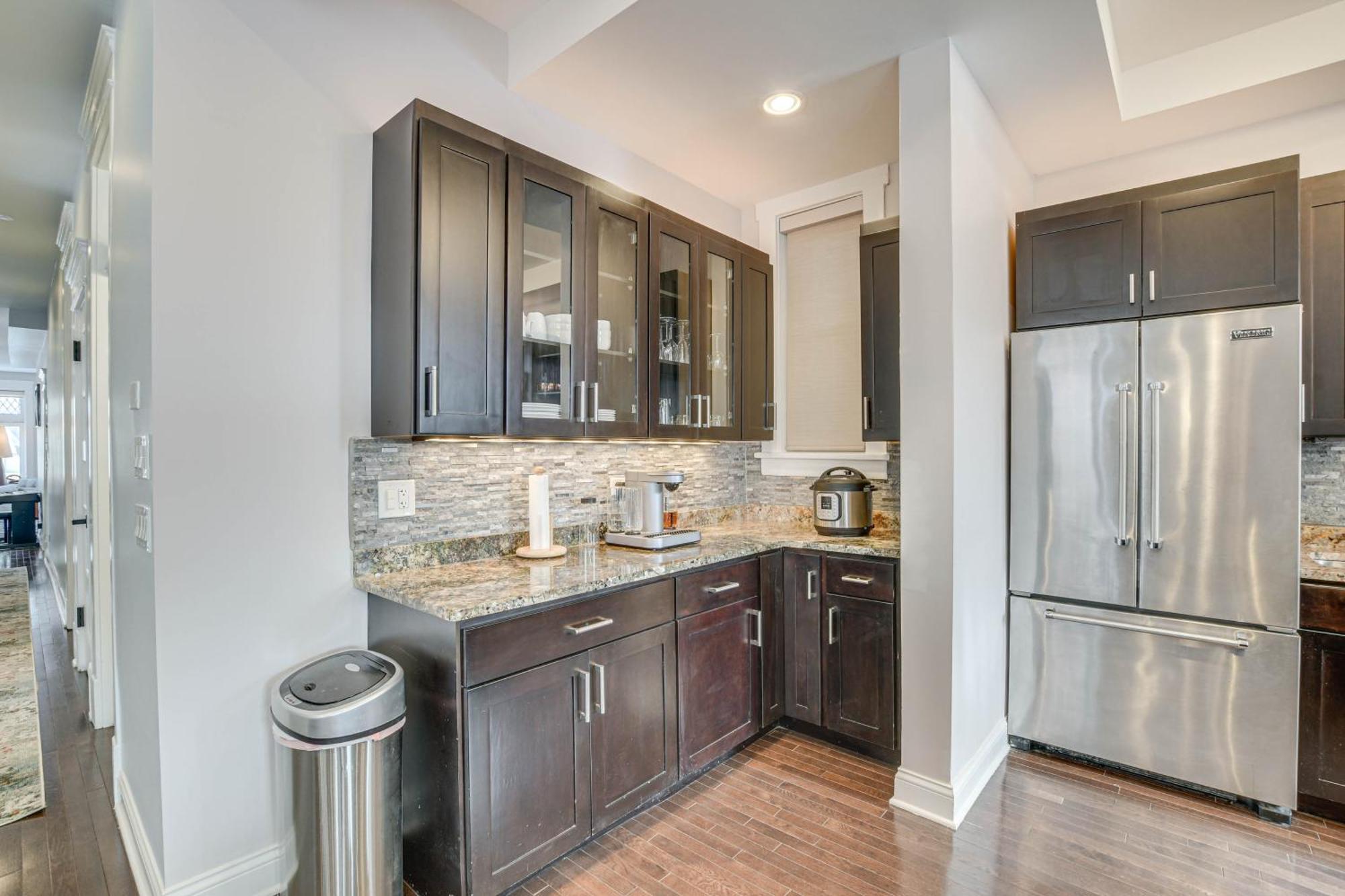 Spacious Condo With Deck About 3 Mi To Downtown Chicago! Екстер'єр фото