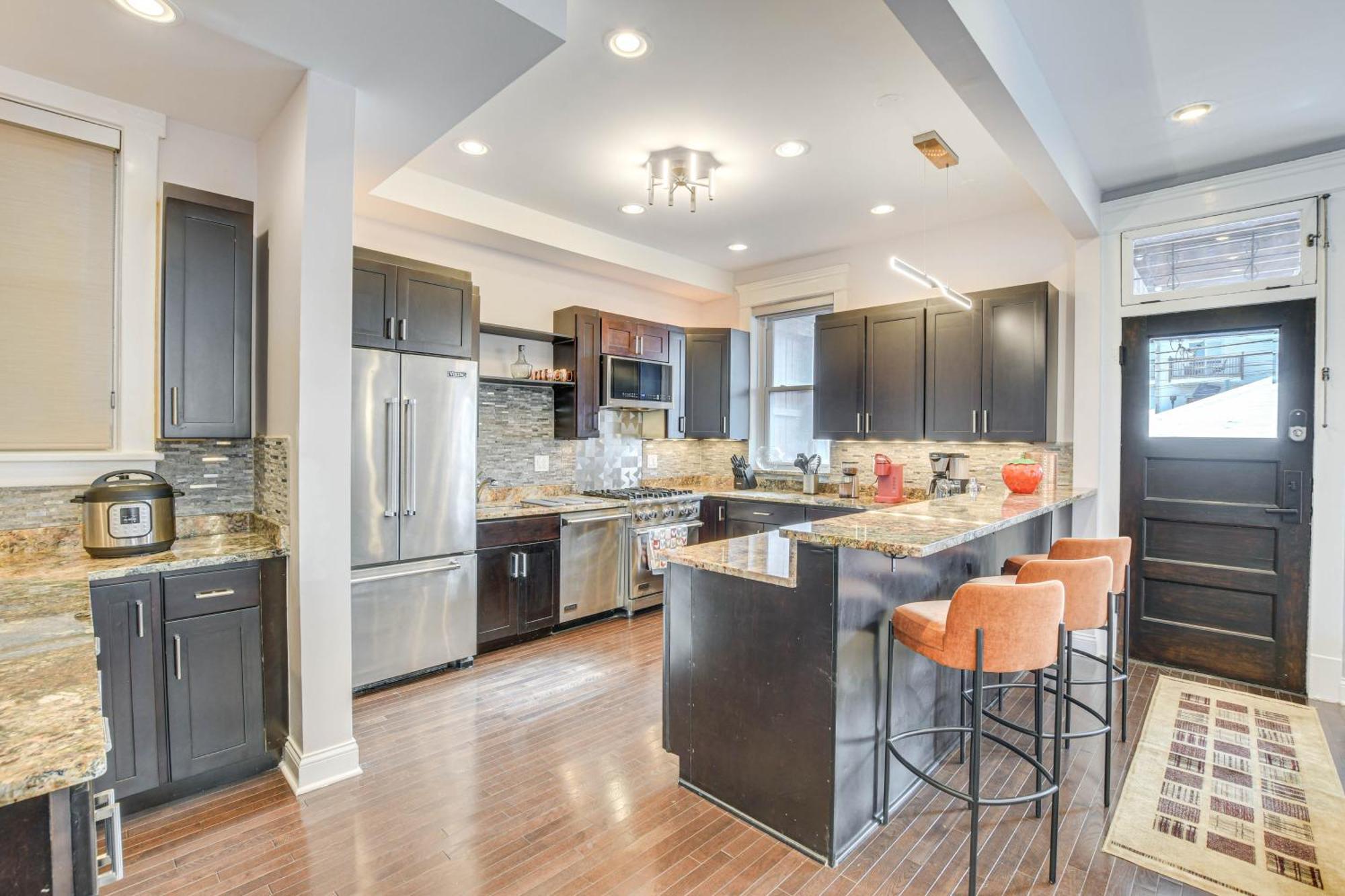 Spacious Condo With Deck About 3 Mi To Downtown Chicago! Екстер'єр фото