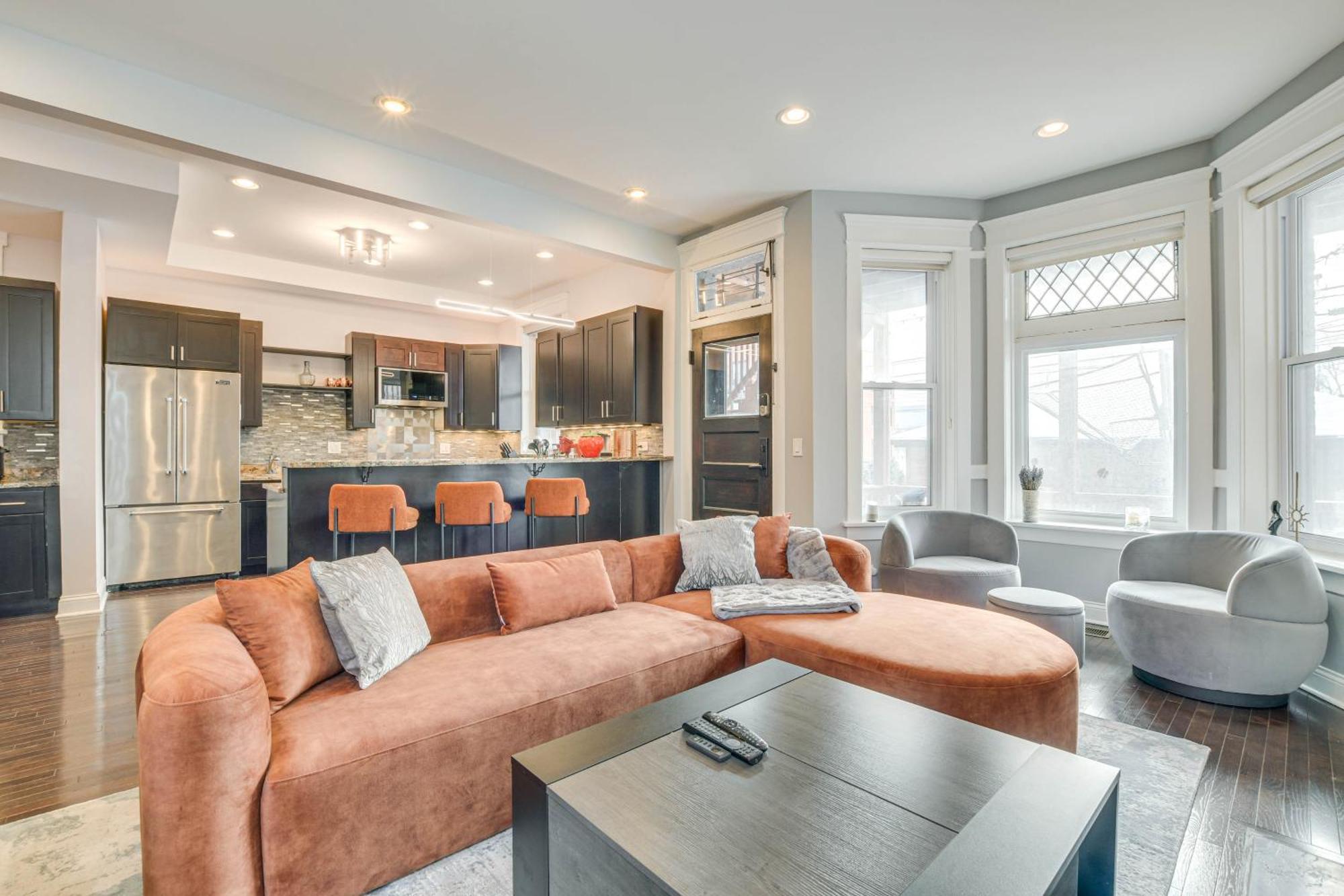 Spacious Condo With Deck About 3 Mi To Downtown Chicago! Екстер'єр фото